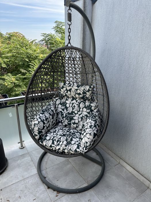 Set balasoare ou, masuta si lada depozitare