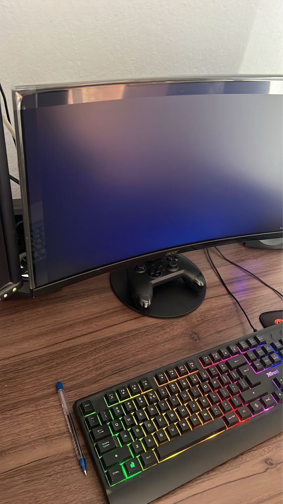 Геймърски компютър + нов геймърски монитор Acer Nitro 5 с гаранция