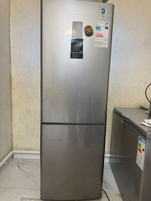 Холодильник и стиральная машина