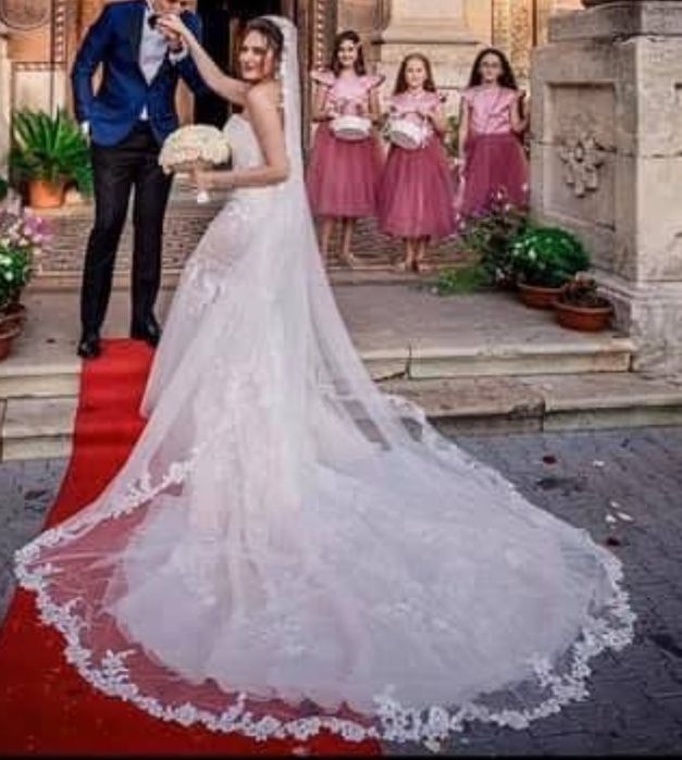 Rochie de Mireasa + Voal Pronovias