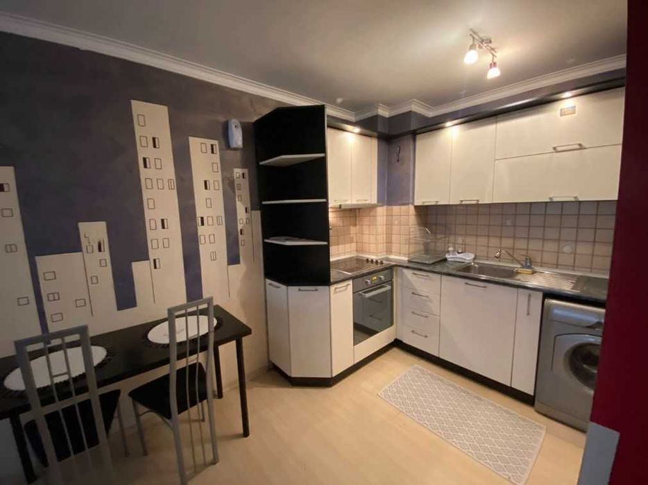 Дава се под наем Двустаен апартамент в София, Борово - 70 кв.м за 663 € - Снимка #2
