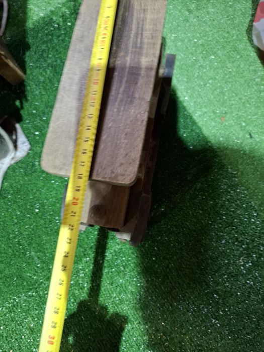 Стара количка дърво с метал