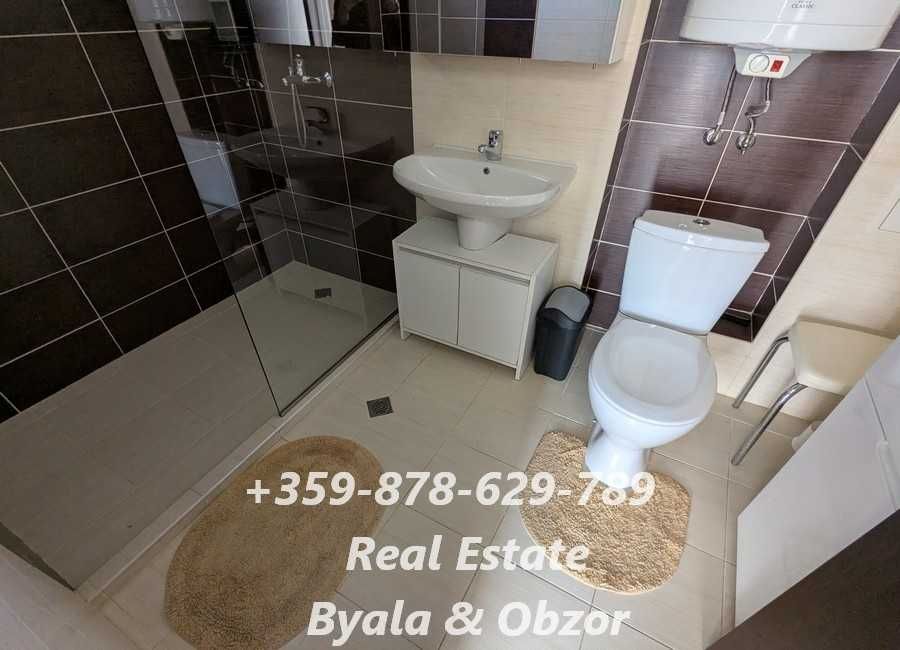 Добре обзаведен двустаен апартамент в гр.Обзор