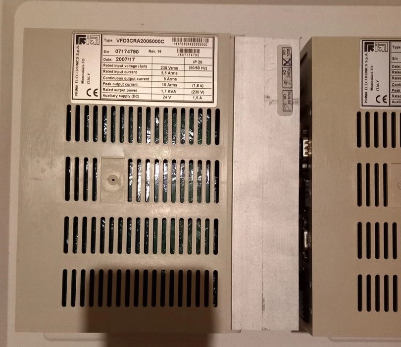 2 x Servodrive (controler) Prima Electronics VFD400 VFD3CRA2005000C