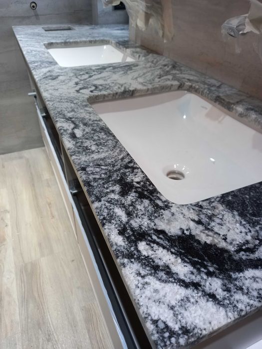 Столешница для ванной из кварца