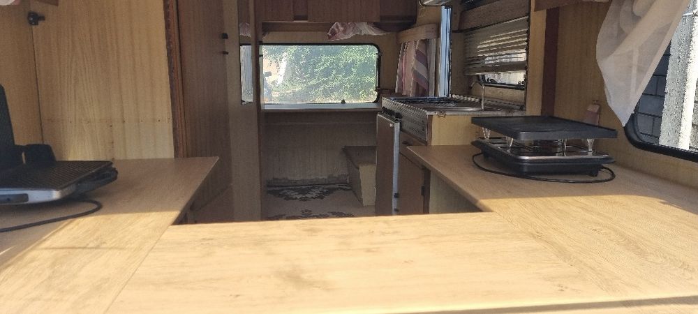 De colectie,o rulota comerciala,fastfood,inmatriculata in Ro.