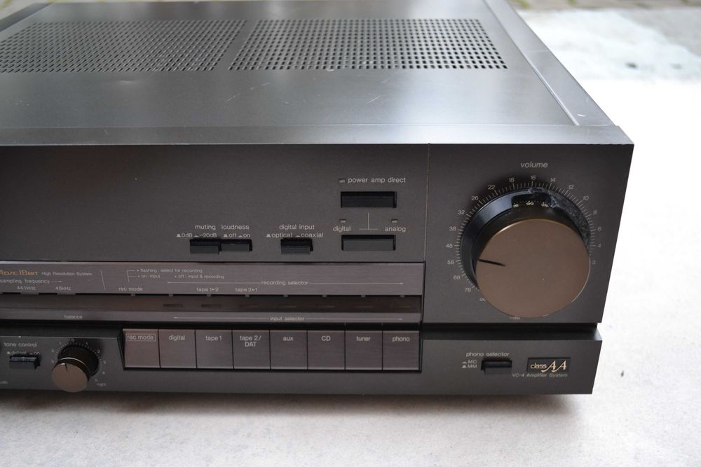 Amplificator Technics SU V 90 D