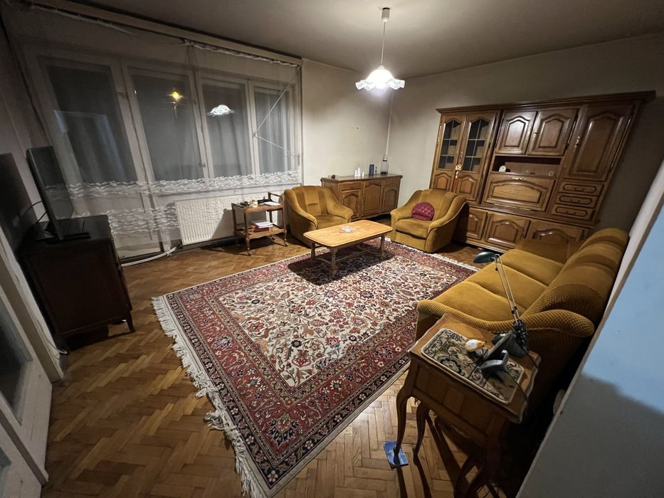 Chirie 3 camere - Central