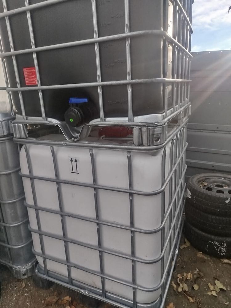 Bazin/cub/ibc/butoi/rezervoare,1000litri,platic,metal,lemn