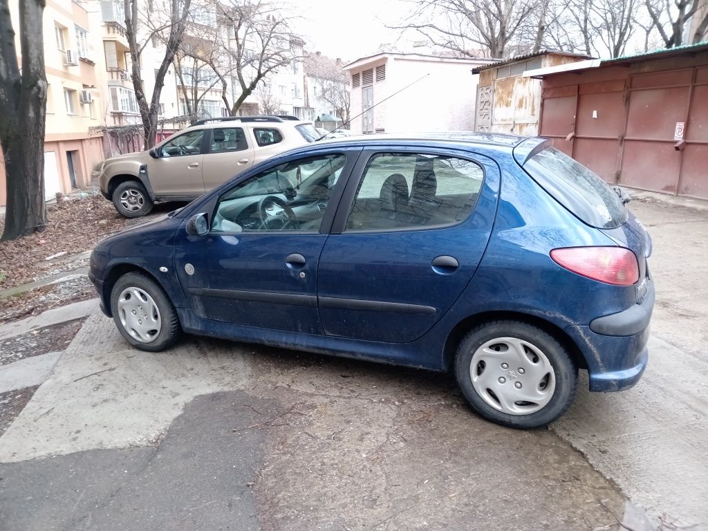 Vând Peugeot 206 1.4 benzina