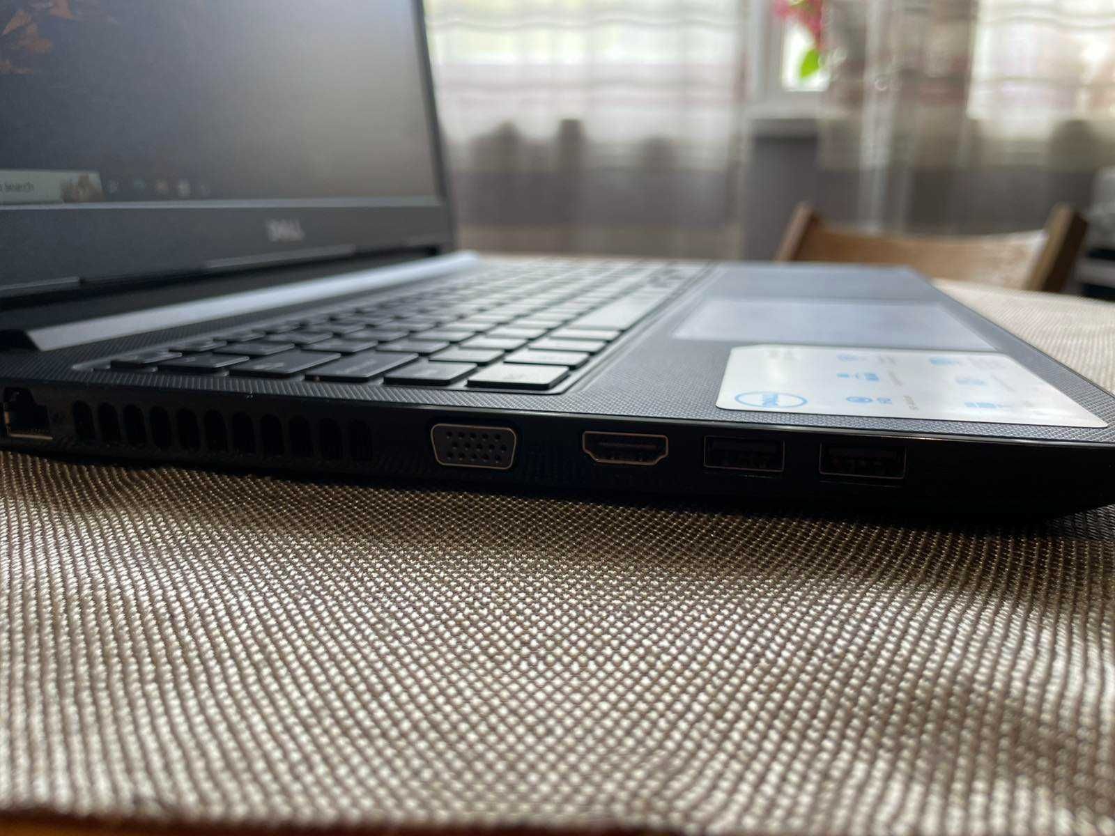 Лаптоп Dell Vostro
