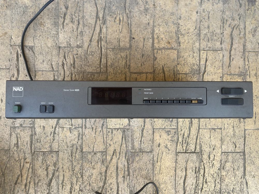tuner - radio Nad / Sanyo
