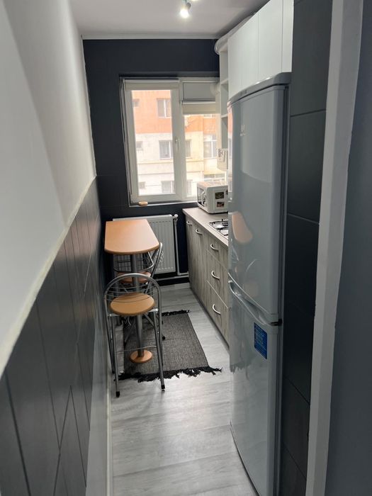Vand apartament 2 camere in calarasi strada baraganului bloc L30 et1