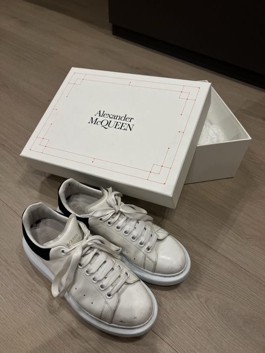 Alexander McQueen сникърси