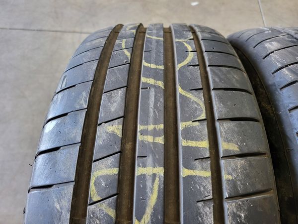 225/45/19 DUNLOP 2бр RunFlat