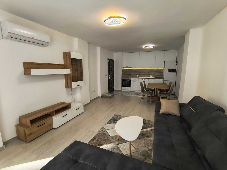 Дава се под наем Двустаен апартамент в Пловдив, Христо Смирненски - 70 кв.м за 459 € - Снимка #1