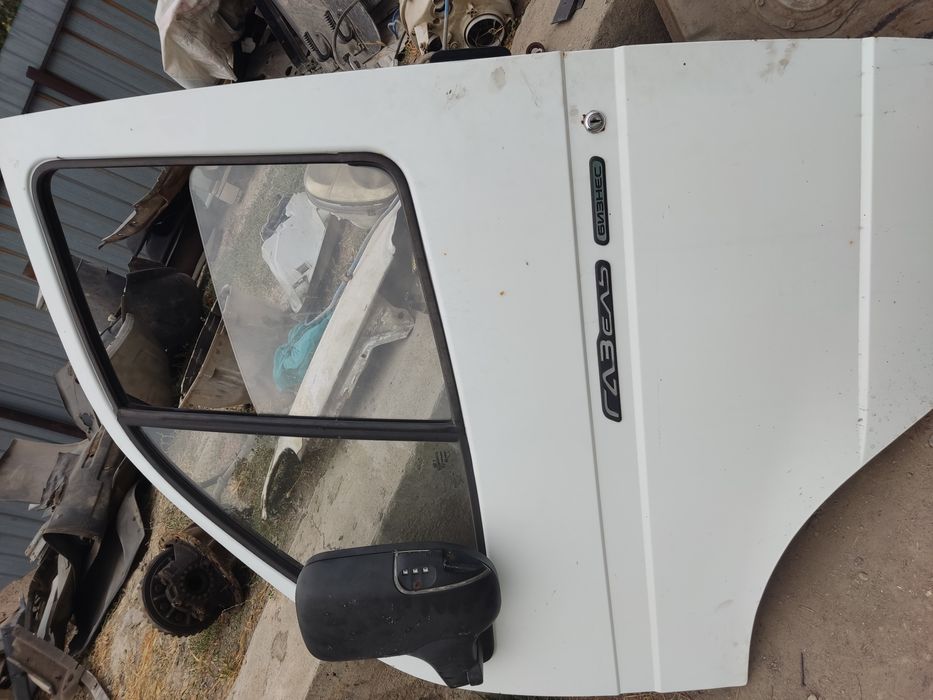 Двери на газель комплект