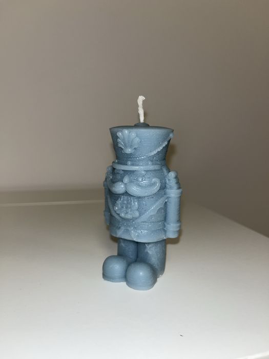 Lumânare soldățel cu miros de vanilie