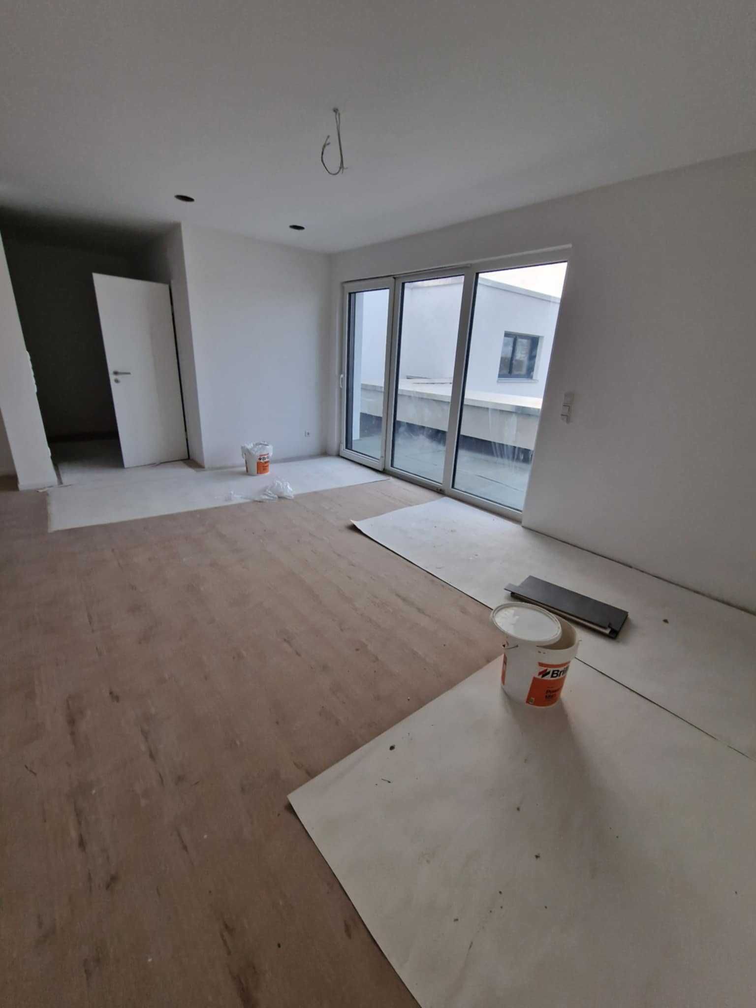 Servicii de Construcții și Renovări -  Interioare și Exterioare