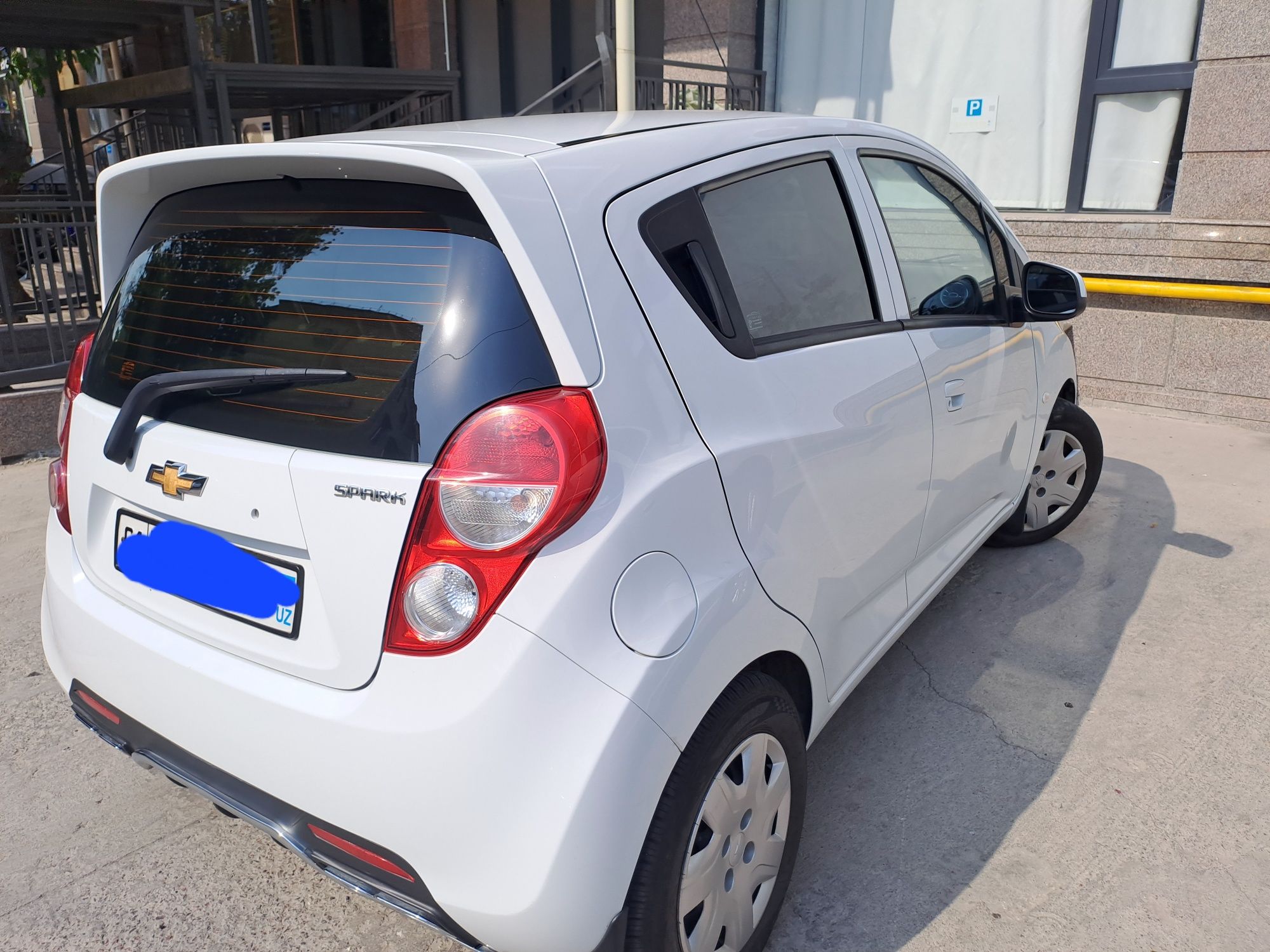 Срочно продаётся Chevrolet Spark!