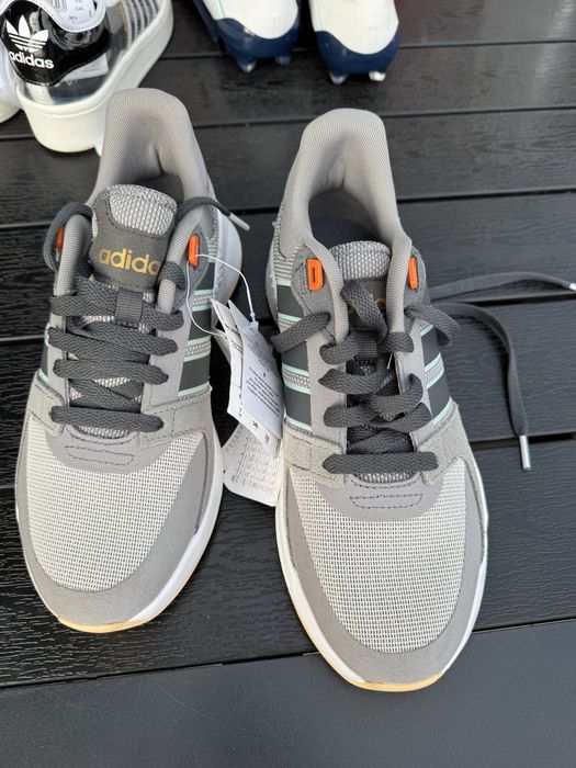 Adidas run90s dash six dove