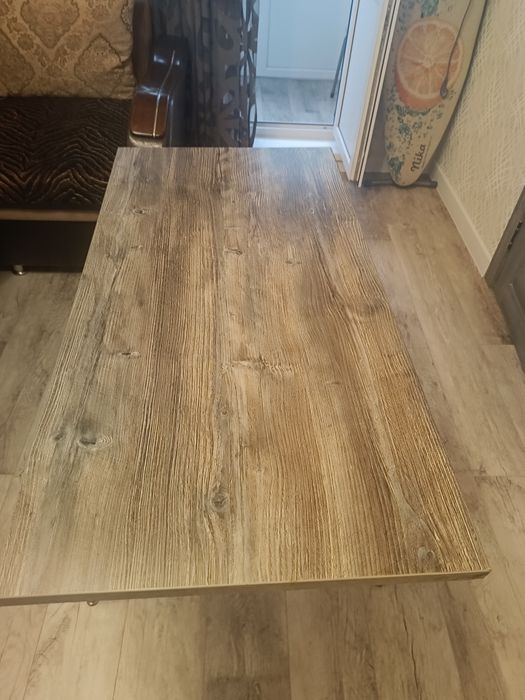 Продам кухонный стол производство Италия цельнометаллический