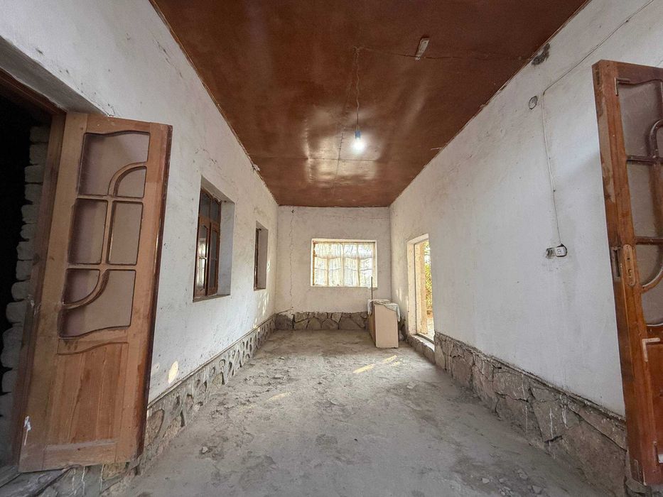 Buxoroda TAYYOR 12 Sotiqli hovli sotiladi