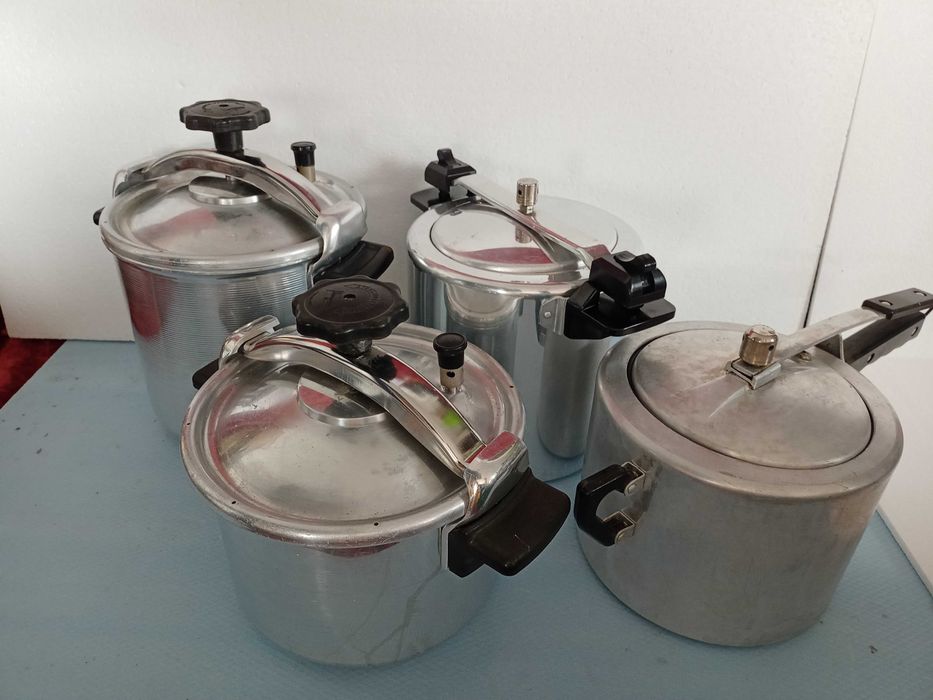 Тенджера под налягане,минутка