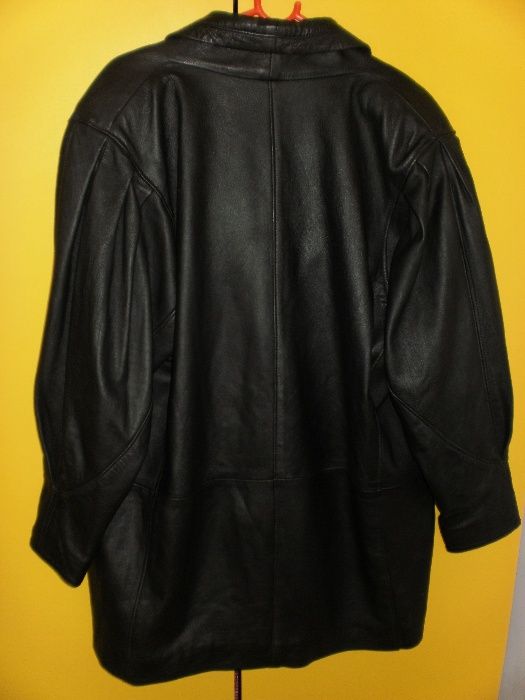 Geaca de piele de dama marimea 46