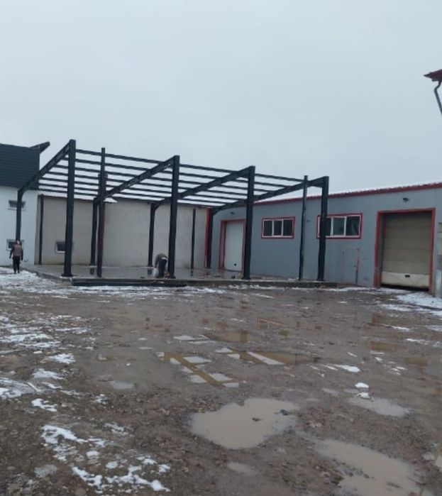 Vând hală metalică 15 x 10