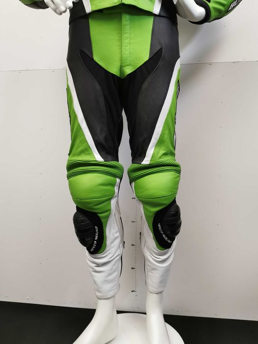 Costum moto piele marca BUSE Speed Squad mărime 50