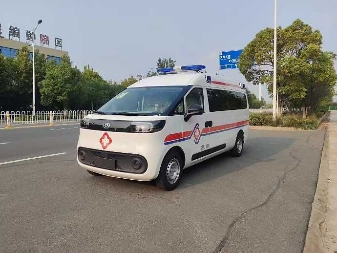 Электрическая машина скорой помощи Maxus V1 Ambulance/ пробег 385 км