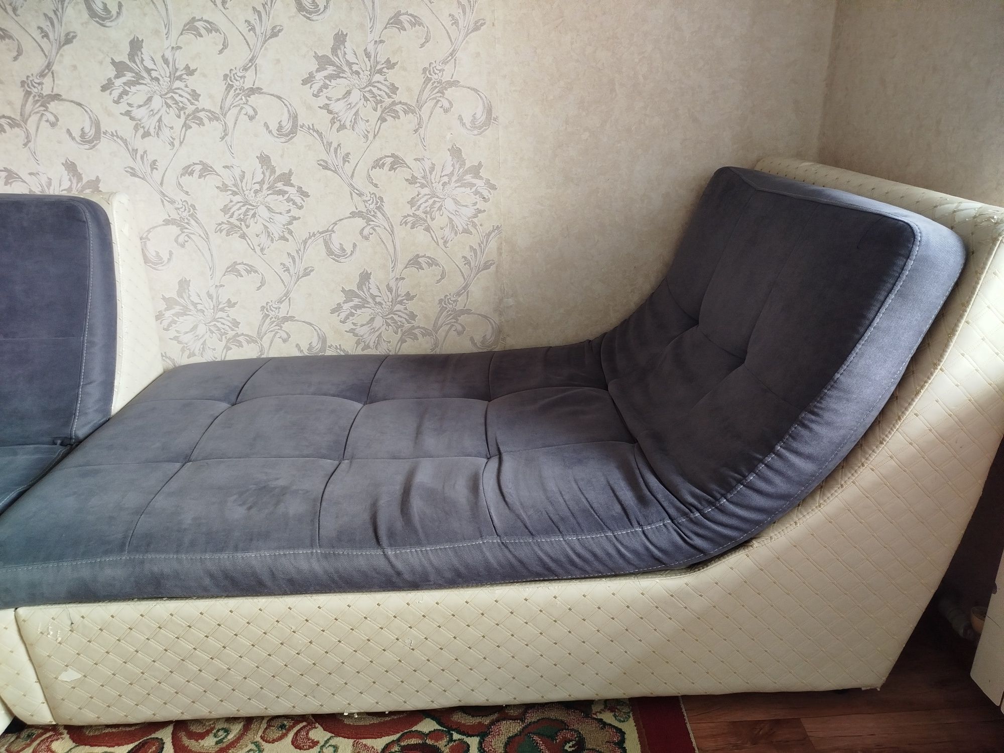 Сразу 2 дивана продаю в комплект