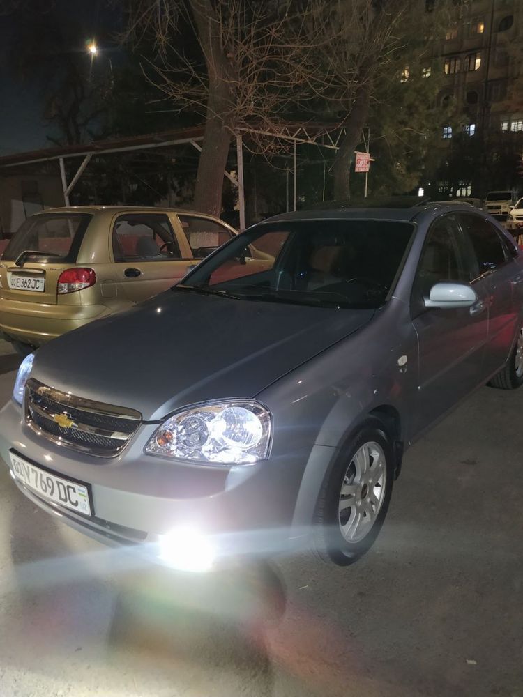 Lacetti 1.6   3 poziciya  2013