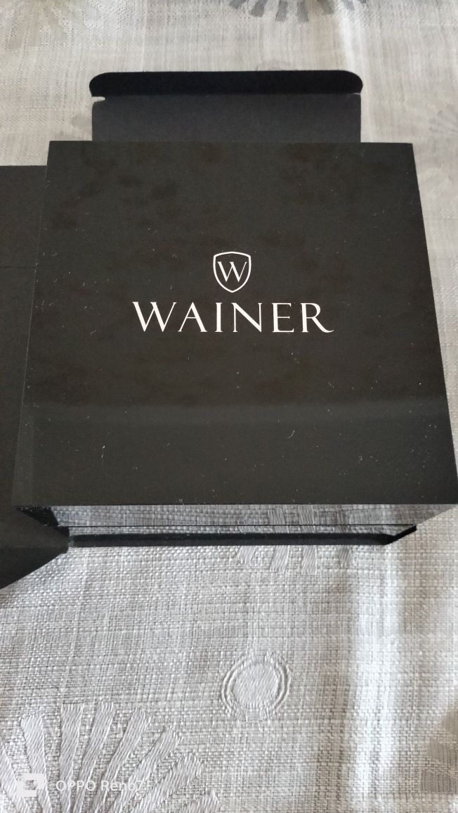 Продам новые часы Wainer