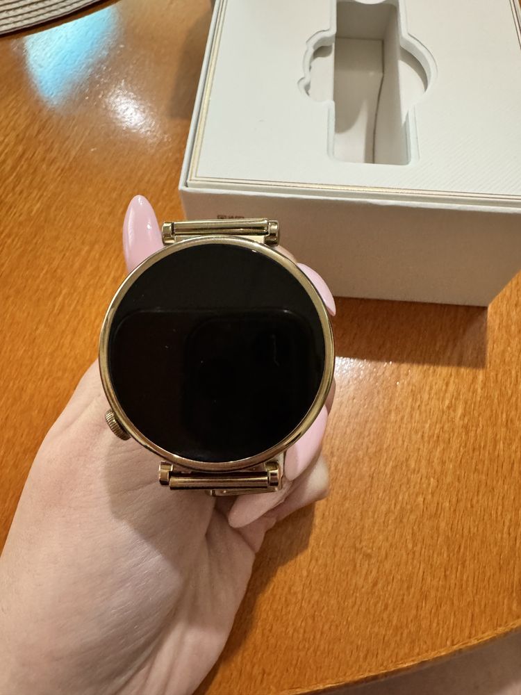 Huawei Watch gt 4 gold