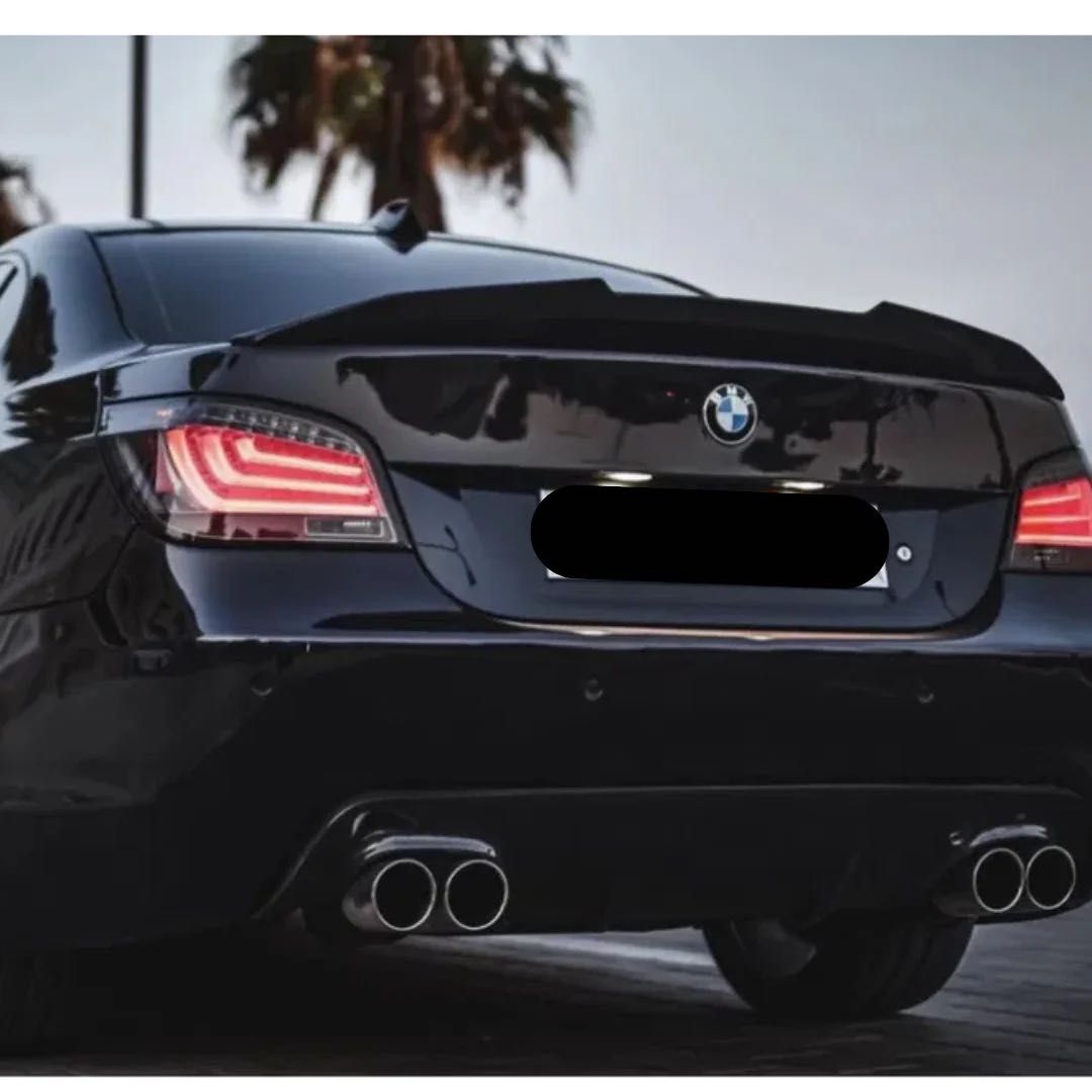 Eleron portbagaj M4 PSM BMW seria 5 E60(2003-2010) negru lucios