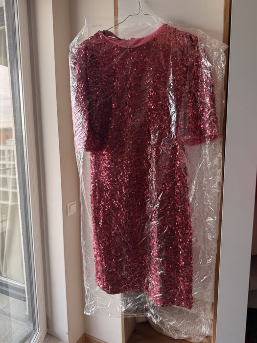 Рокля MOSCHINO като нова