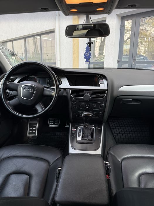 Vand Audi A4 B8 automat Înmatriculată