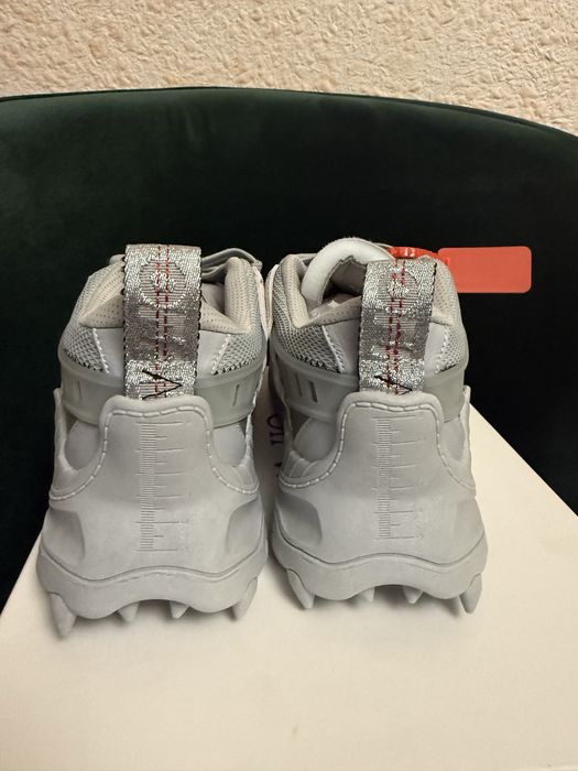 Vand adidasi off white