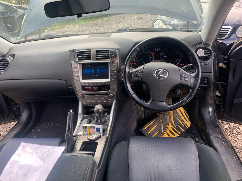 Lexus IS 250 208кс 6 скорости 2007г