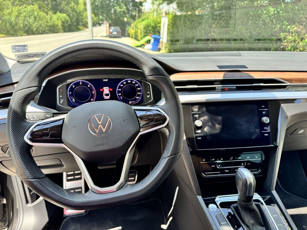 Продавам VW Arteon 2021,45800 km. Diesel. Перфектна. Първи собственик.