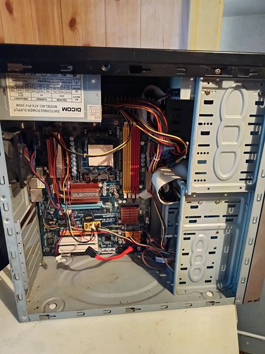 Кутия за компютър