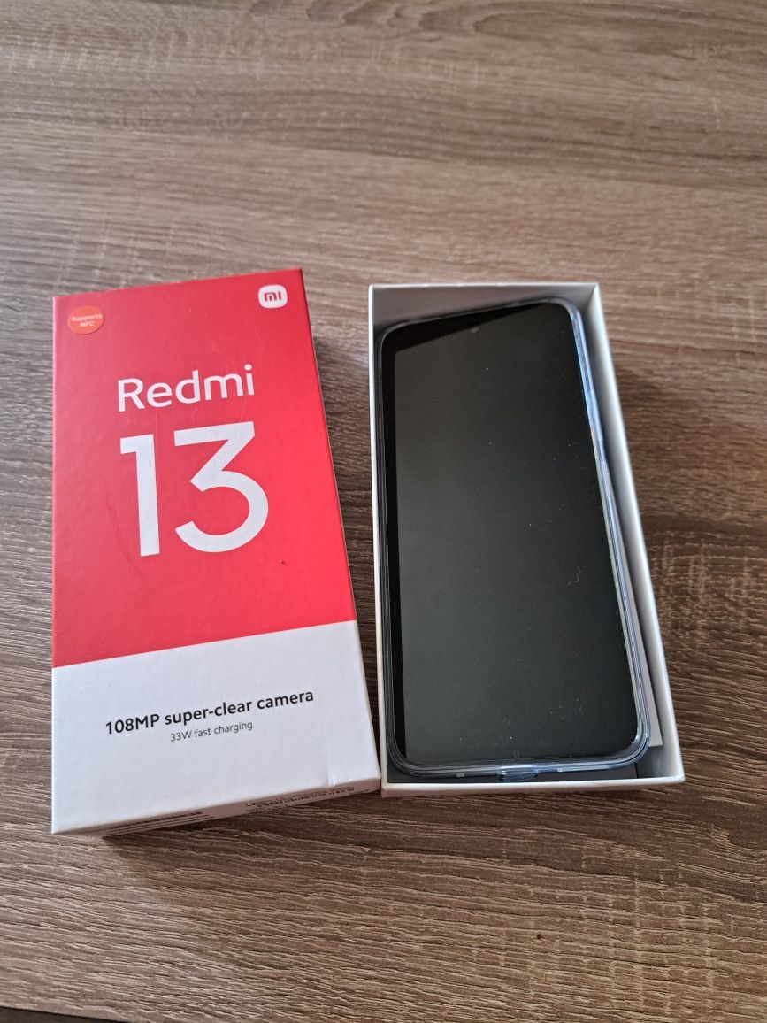 Xiaomi Redmi 13 Midnight Black чисто нов