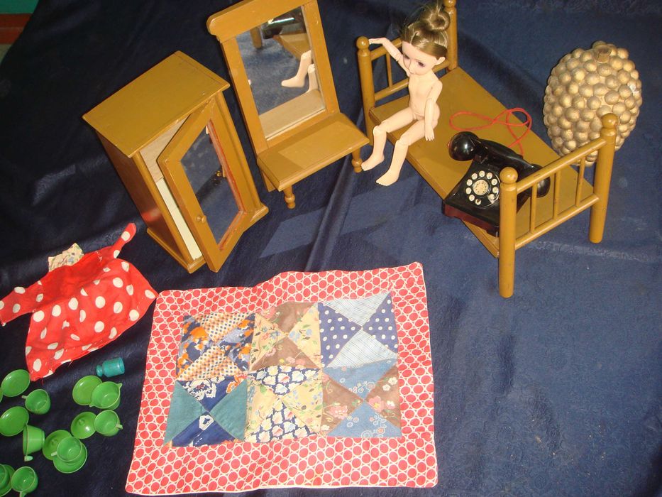 Набор Игрушечной Дерево Мебели 1950 года Артель и Телефон 1940-х