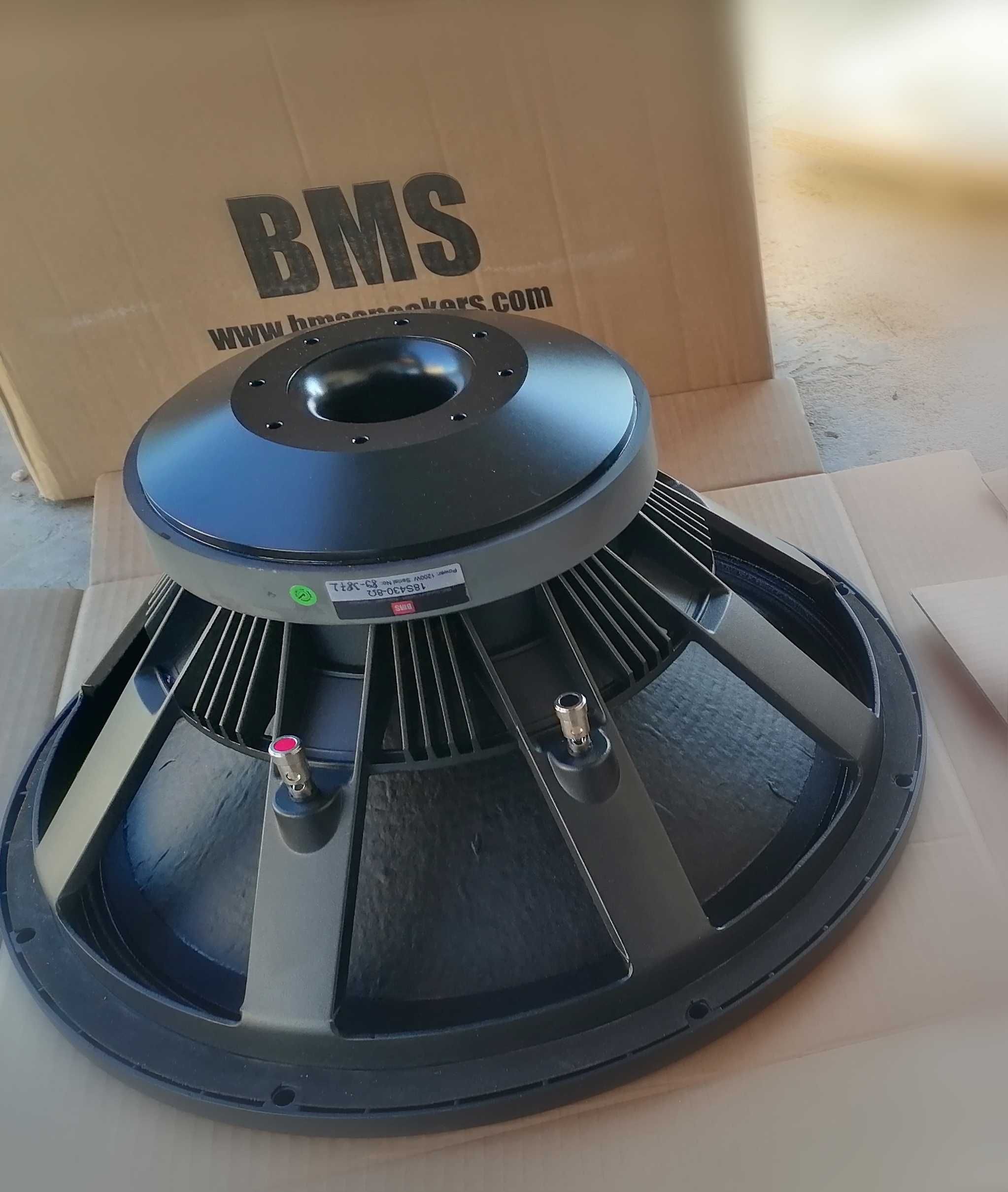 Професионални Субуфери с BMS 18S430