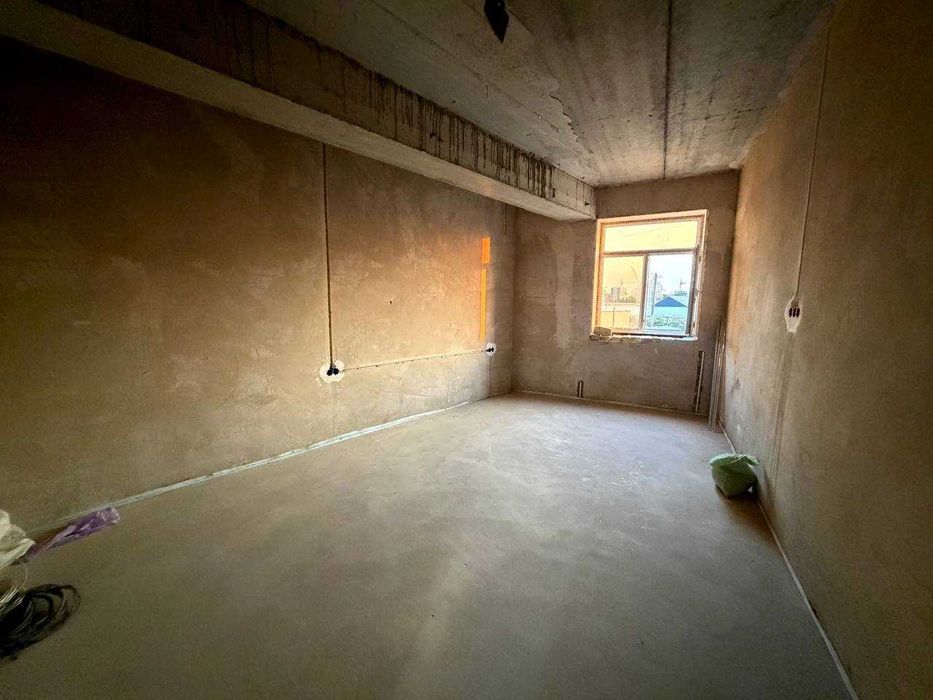 Продаётся 3х передел в 2х комн квартира на 2 этаже 5 микрорайо Мелодия