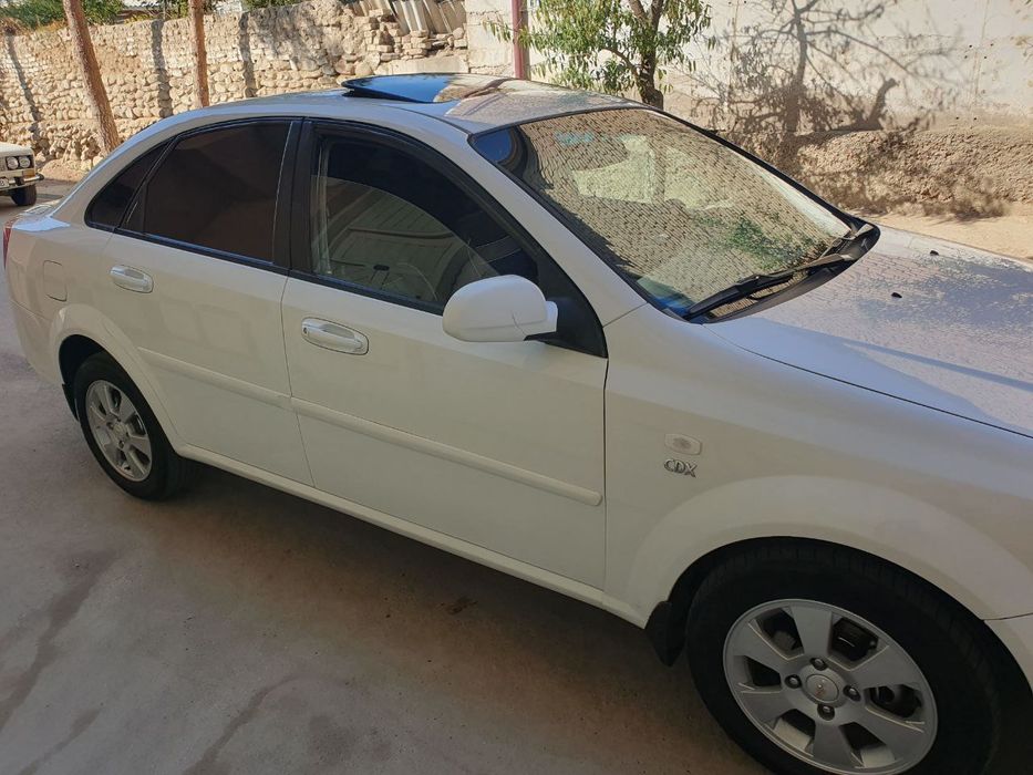 Lacetti 2011 3.pozitsya