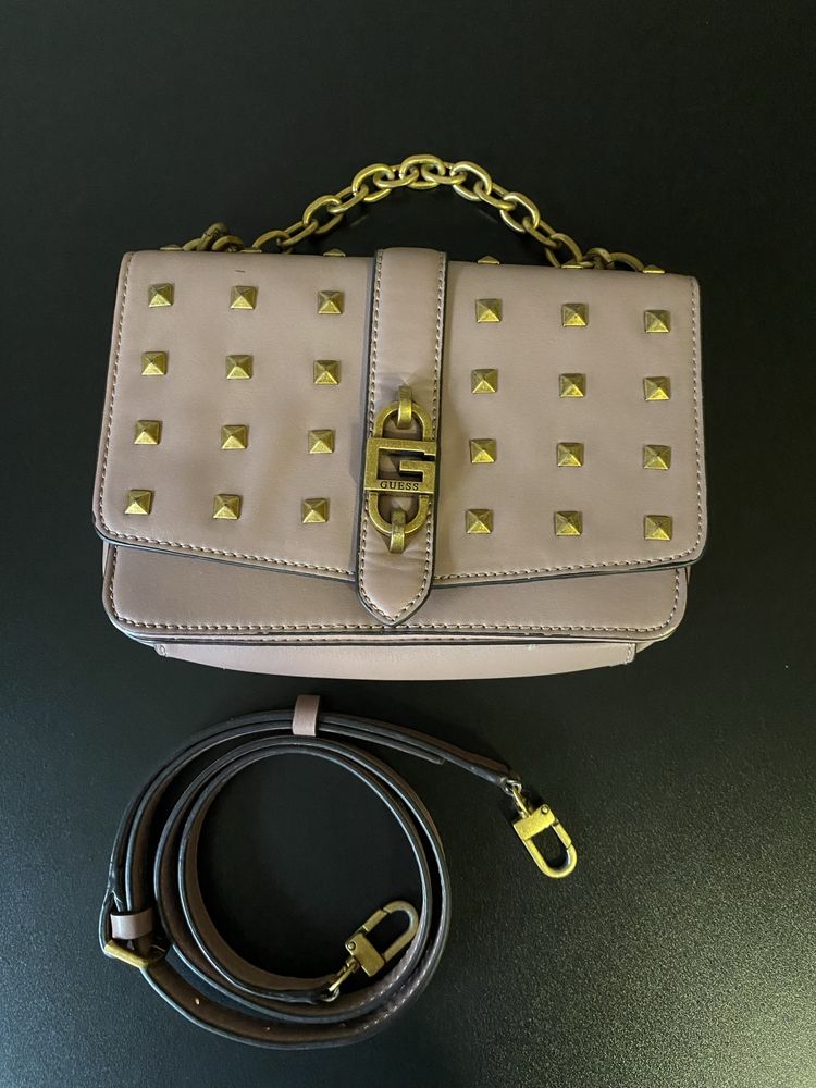 Дамска чанта Guess
