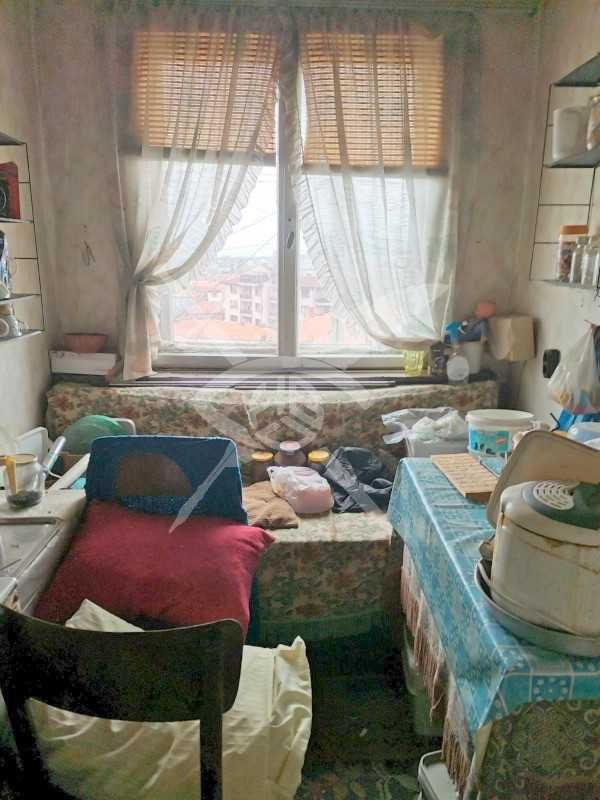 Продава се Къща в Карнобат - 200 кв.м за 215 €/кв.м - Снимка #4